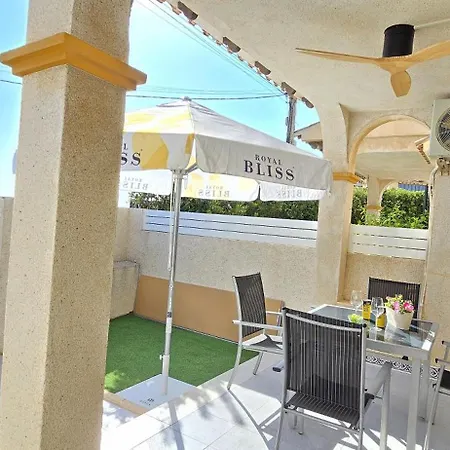Casa Chloe, Alquiler Vacacional, Urbanizacion Privada * Torrevieja