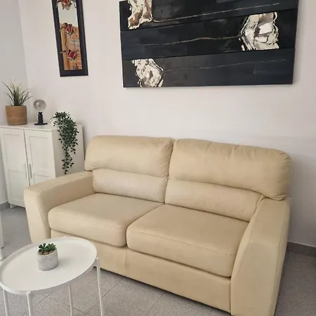 Casa Chloe, Alquiler Vacacional, Urbanizacion Privada Дом отдыха *